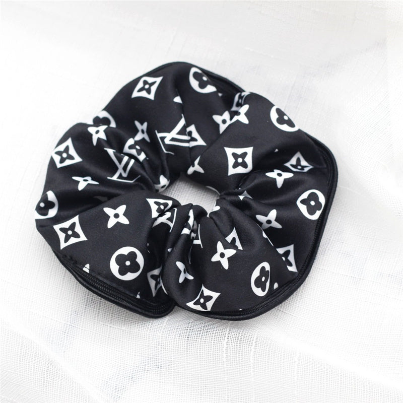 4 pcs Bundle Design Scrunchies