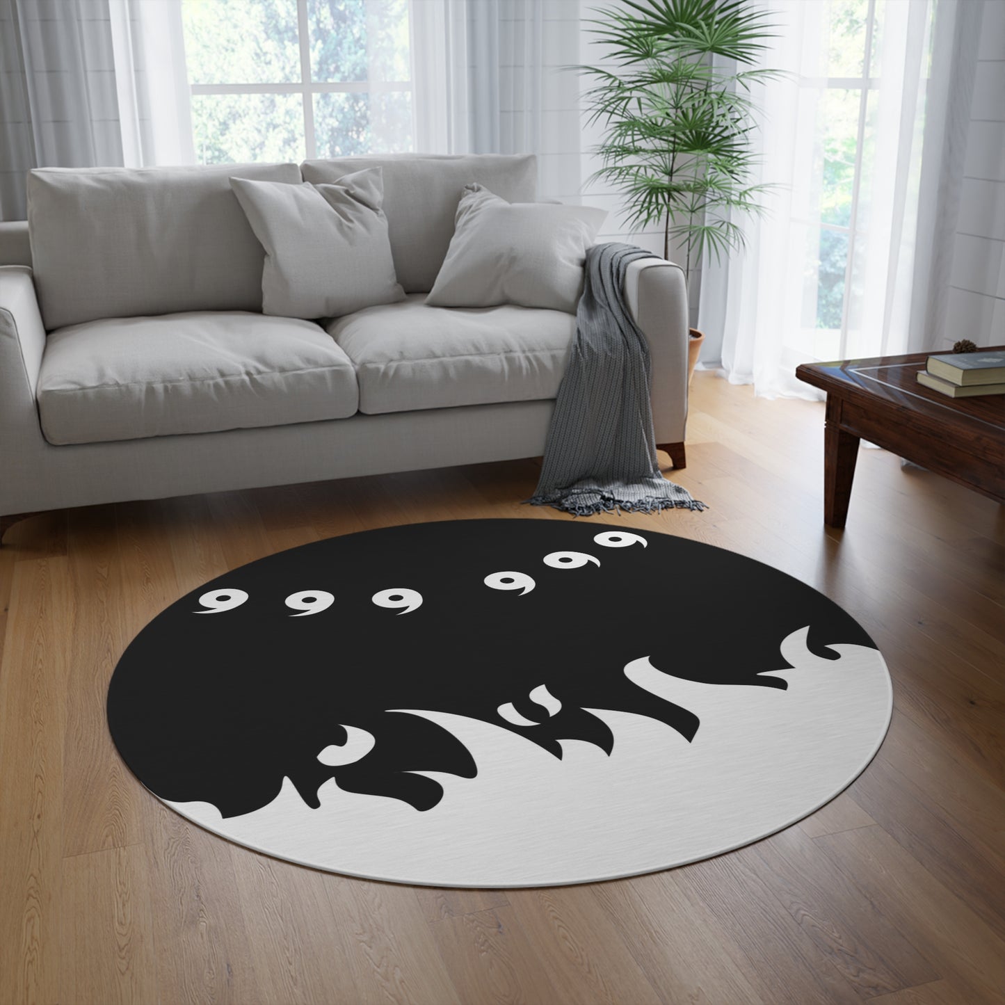 10 Tails Round Rug