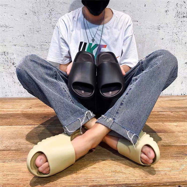 Yezz Design Slides