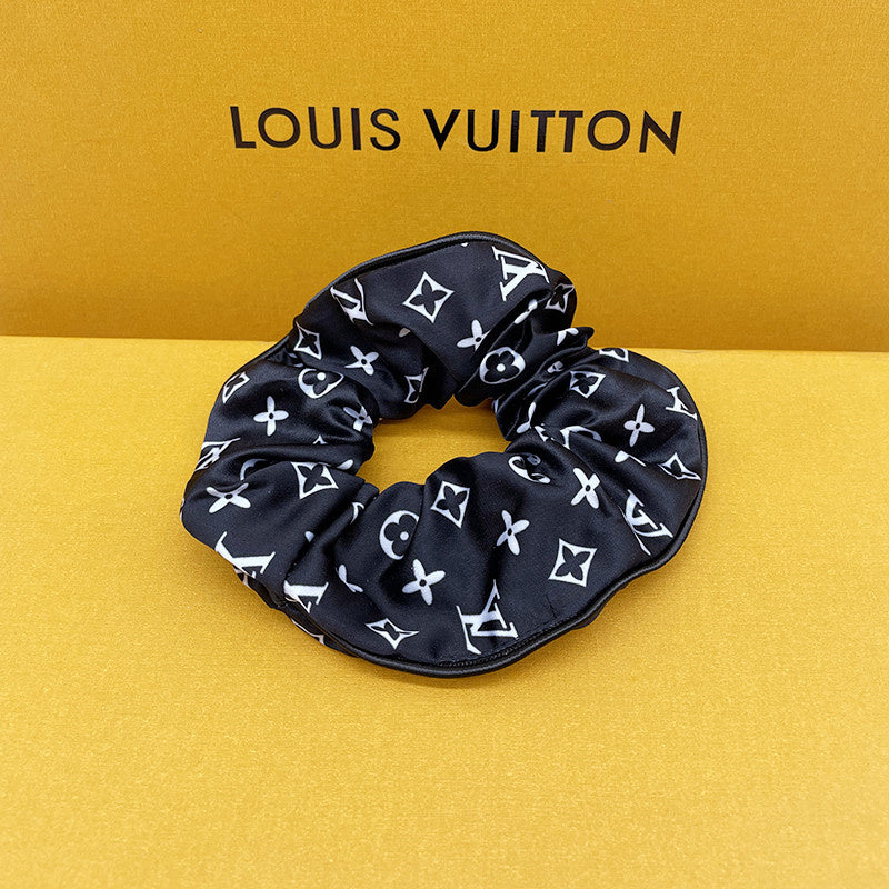 4 pcs Bundle Design Scrunchies