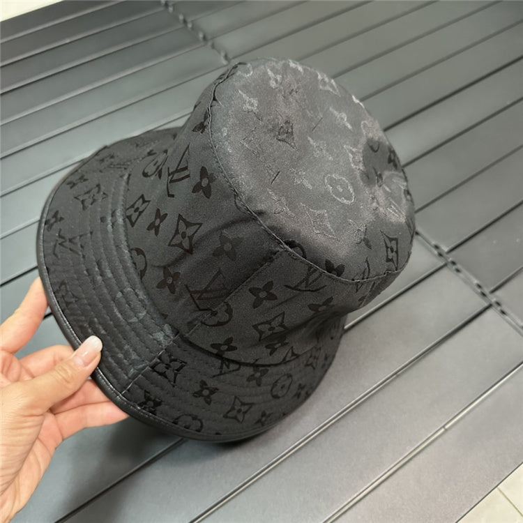 LLV W/Logo Design Bucket Hats