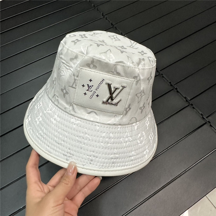 LLV W/Logo Design Bucket Hats