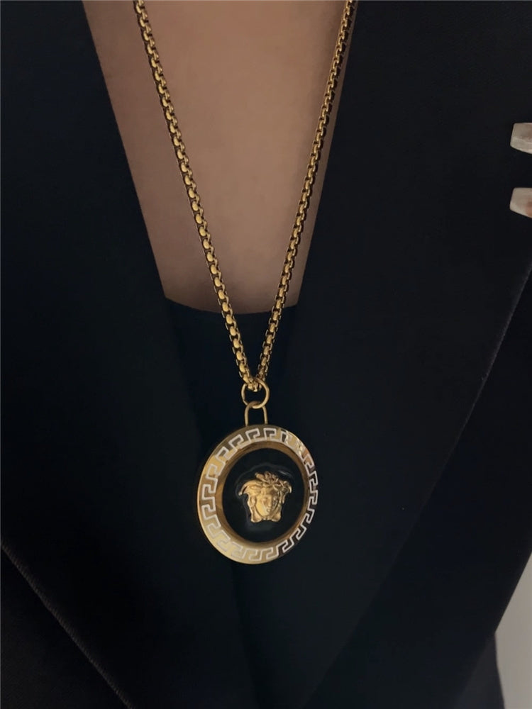 V Gold Design Necklace