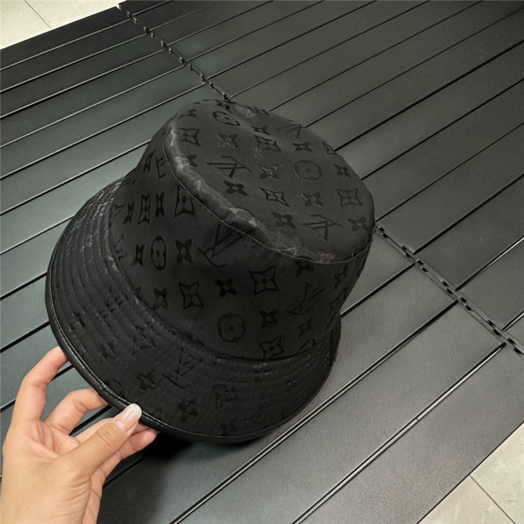 LLV W/Logo Design Bucket Hats