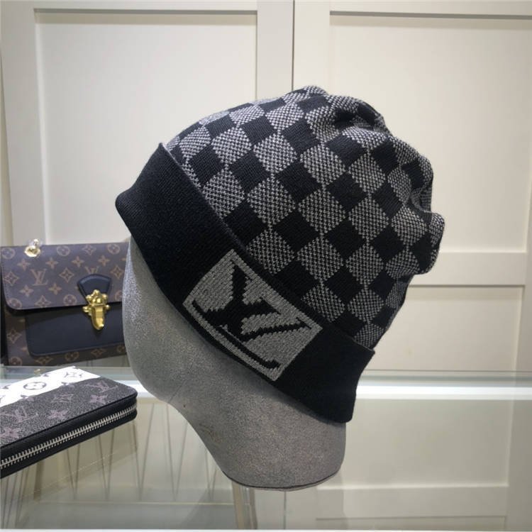 LLV Checkered Design Beanies - Image 8