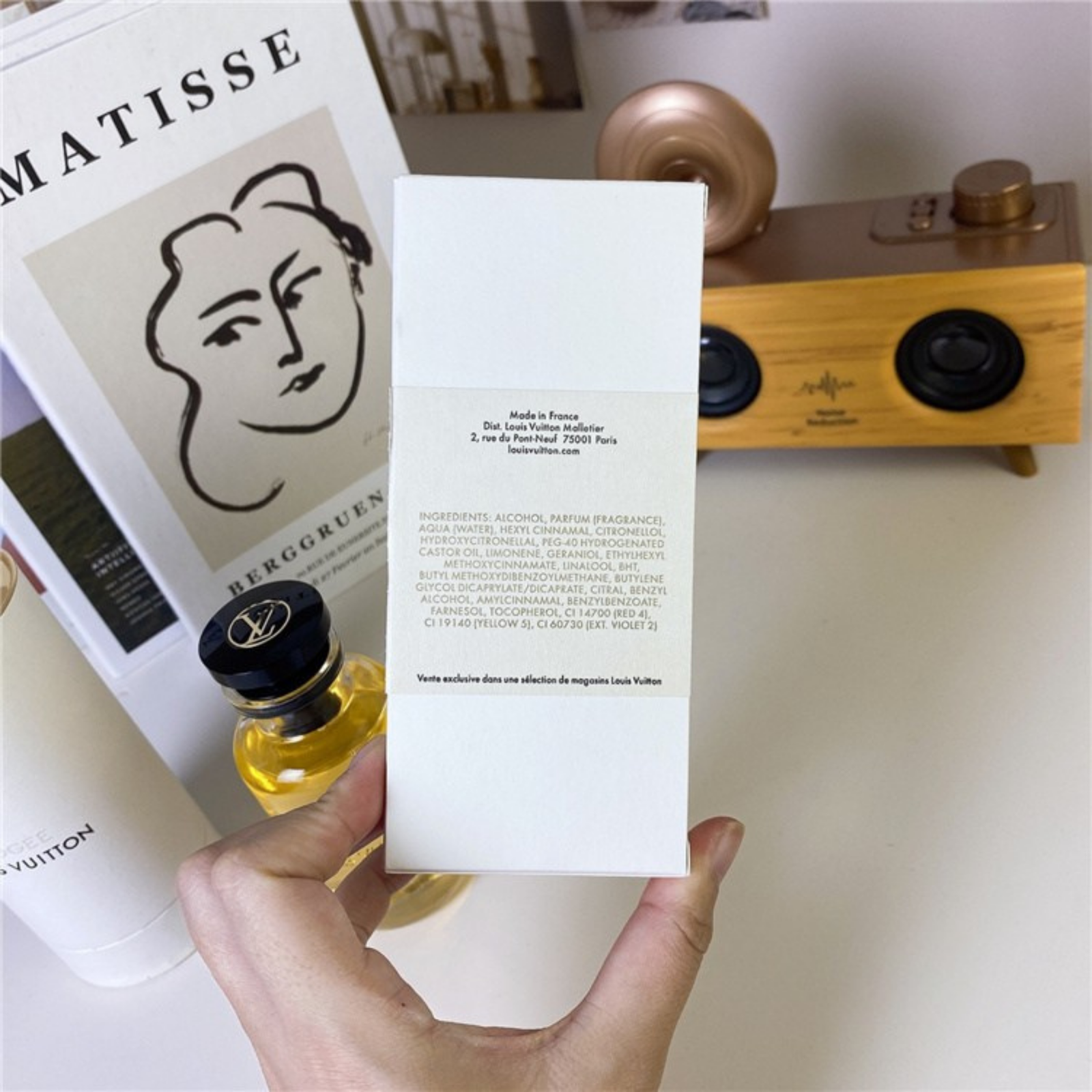 Fresh Floral Women’s Eau de Parfum – Soft Musky Woody Finish, 100ml - Image 7