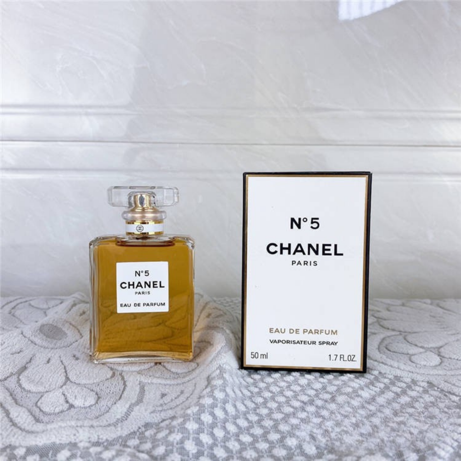 Classic Floral Aldehydic Women’s Eau de Parfum – Musky Woody Finish, 50ml - Image 9