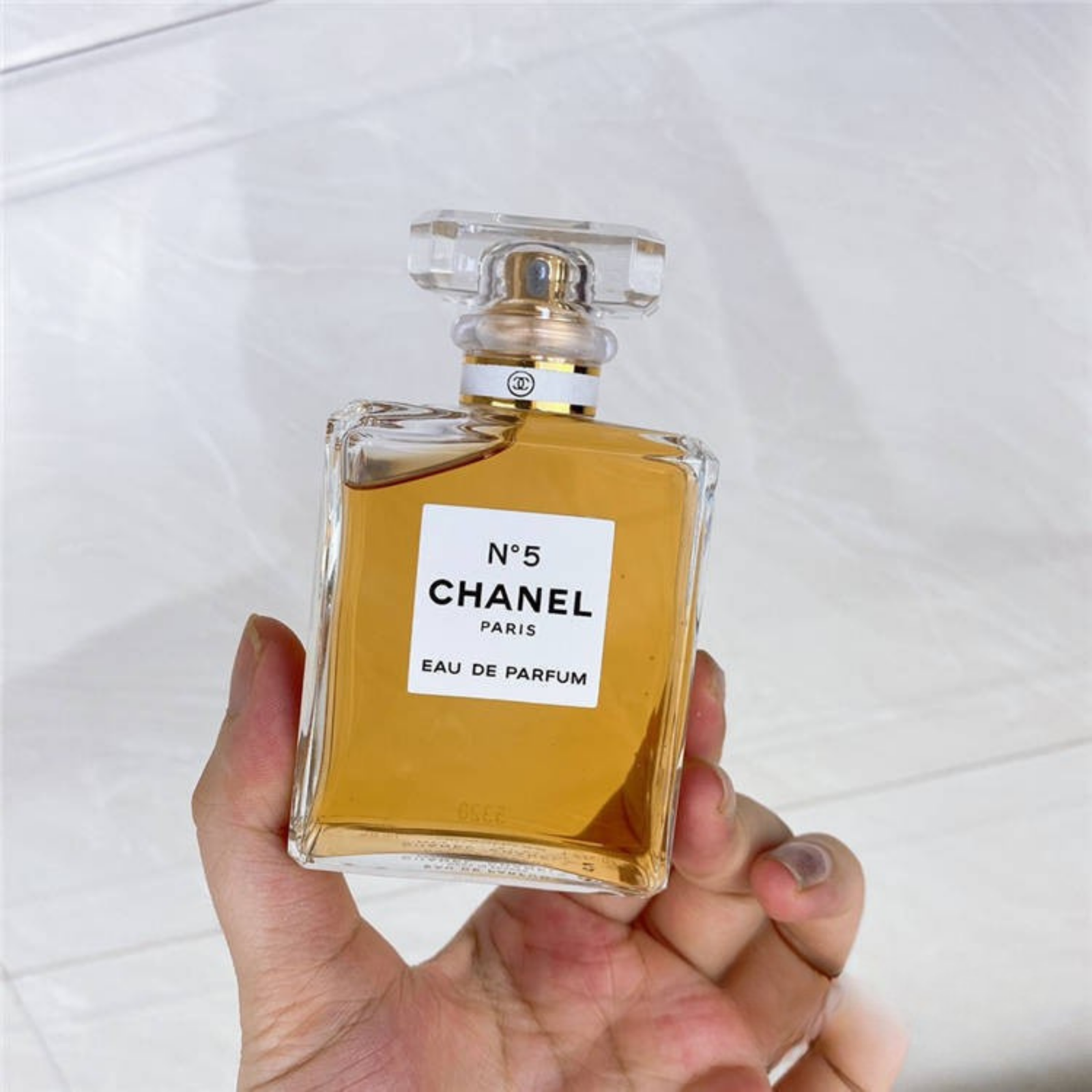 Classic Floral Aldehydic Women’s Eau de Parfum – Musky Woody Finish, 50ml - Image 10